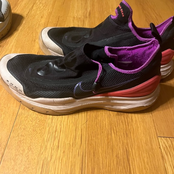 Nike ACG Zoom Air AO bundle with Black Laser Crimson and Grey Metallic Silver - Picture 6 of 10